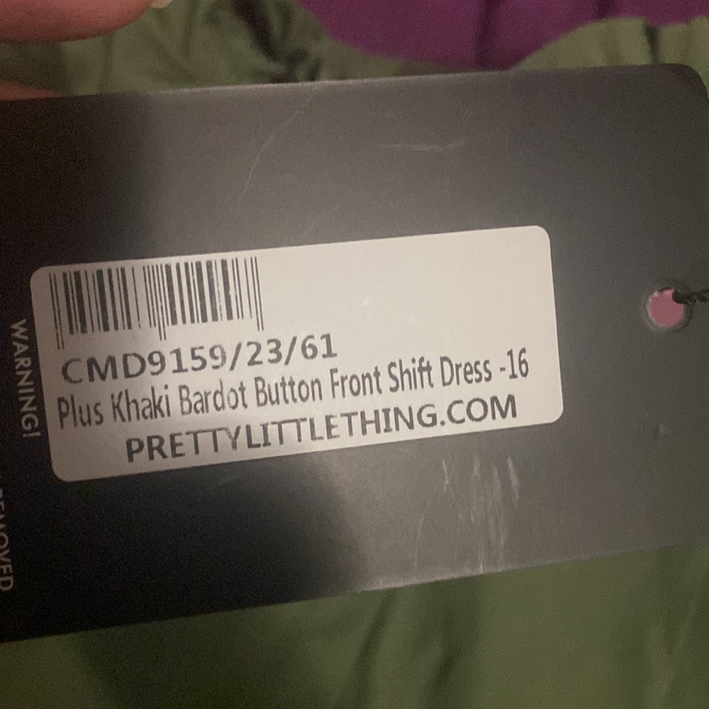 Womens Dress by Pretty littlethings a olive green color size medium - Picture 7 of 9
